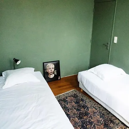 Coeur Du Marais - Grand 2 Apartment *